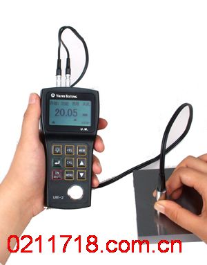 UM-2数字式超声波测厚仪UM2